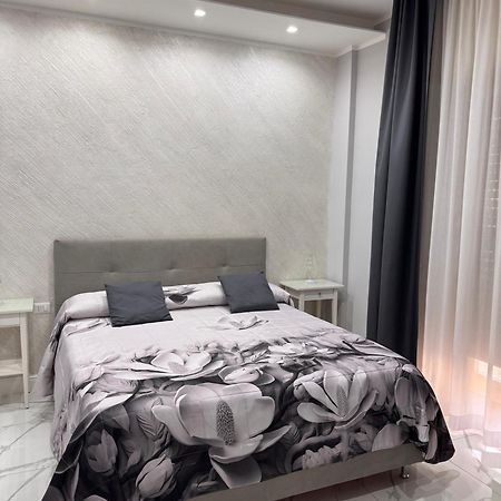 Lady Mary'S Luxury Suites Neapol Zewnętrze zdjęcie