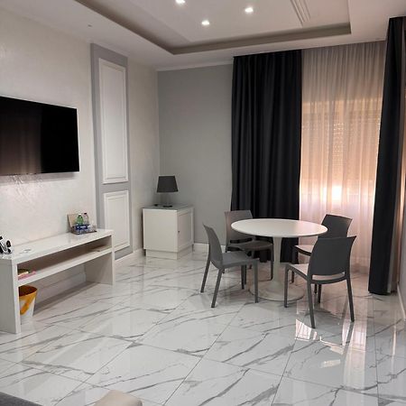 Lady Mary'S Luxury Suites Neapol Zewnętrze zdjęcie