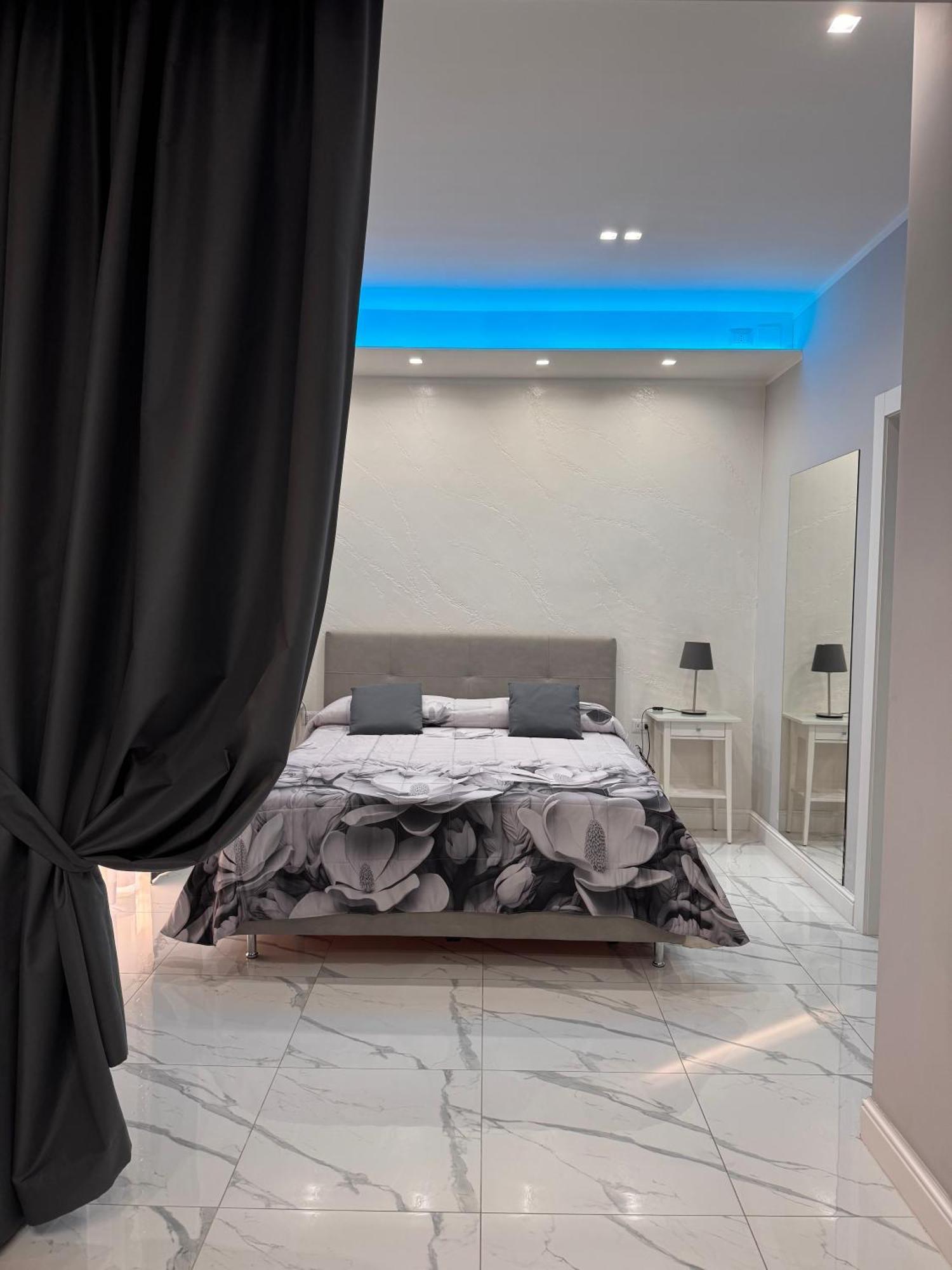 Lady Mary'S Luxury Suites Neapol Zewnętrze zdjęcie